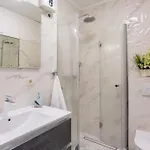 Luxury 2 Apartment